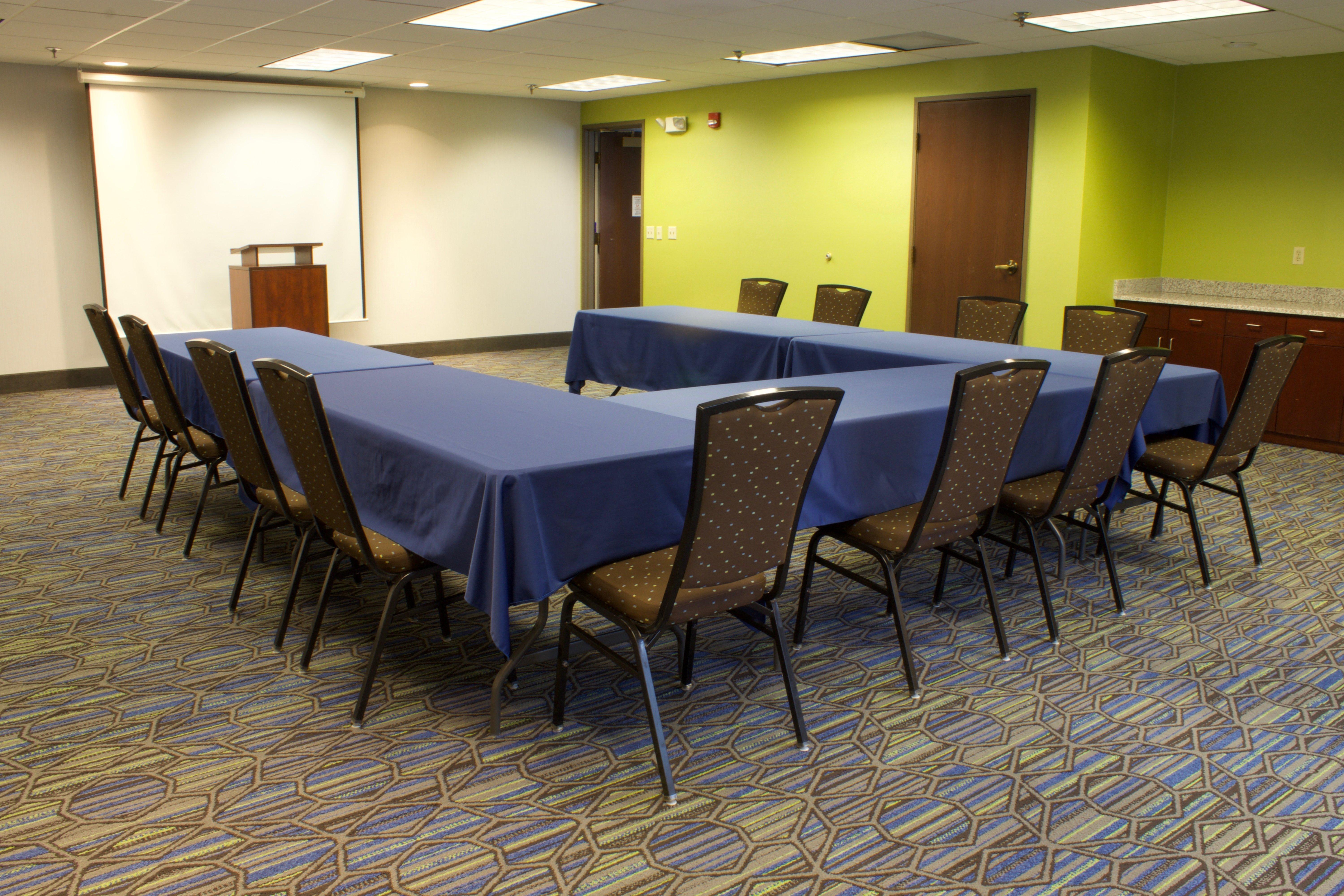 Holiday Inn Express Hotel & Suites-St. Paul By Ihg Vadnais Heights Dış mekan fotoğraf