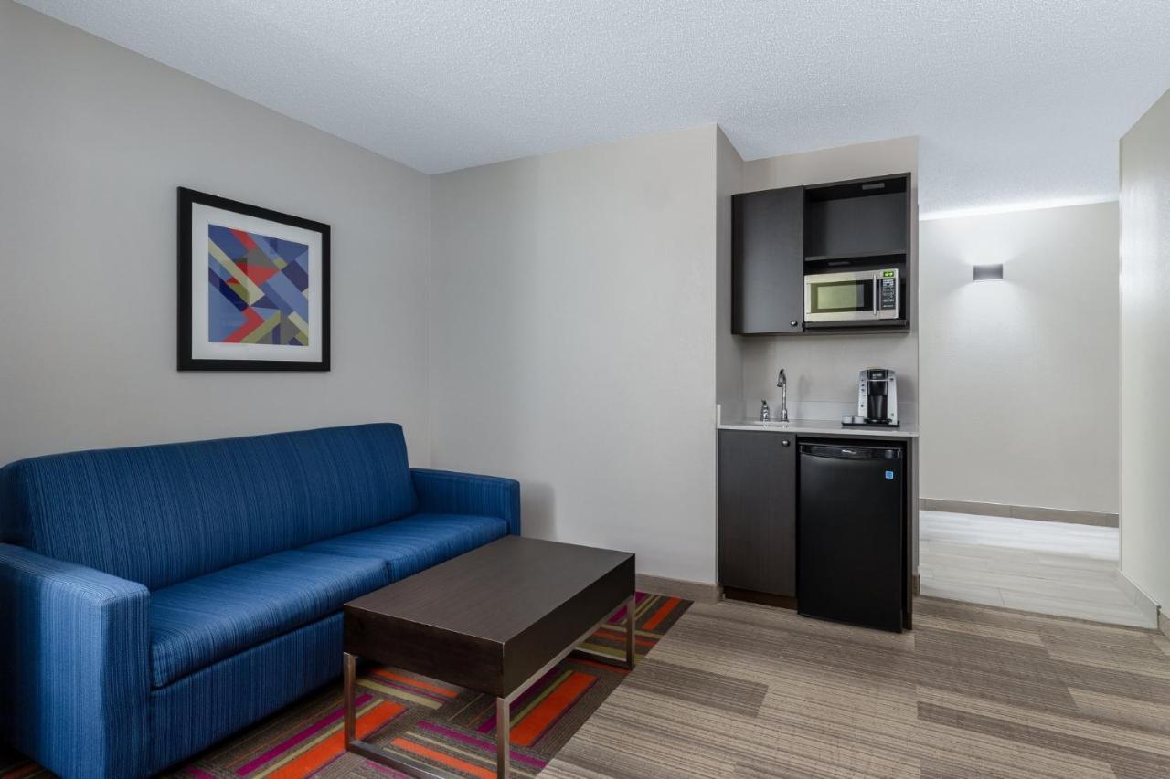 Holiday Inn Express Hotel & Suites-St. Paul By Ihg Vadnais Heights Dış mekan fotoğraf