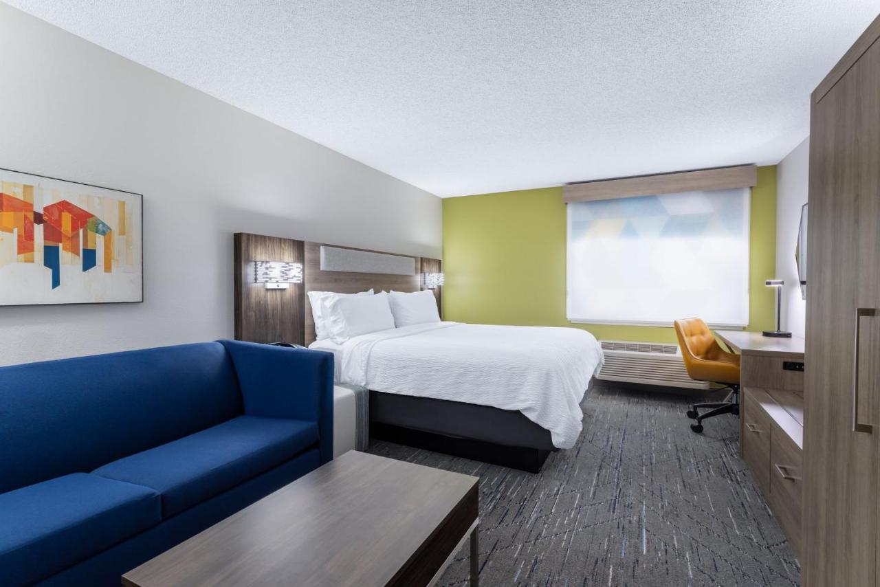 Holiday Inn Express Hotel & Suites-St. Paul By Ihg Vadnais Heights Dış mekan fotoğraf