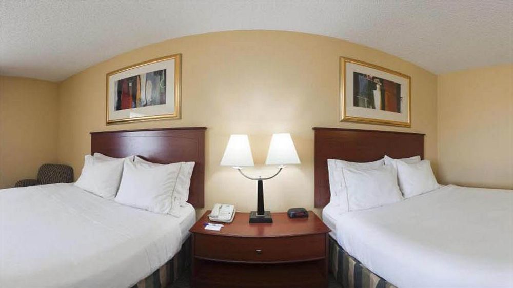 Holiday Inn Express Hotel & Suites-St. Paul By Ihg Vadnais Heights Dış mekan fotoğraf